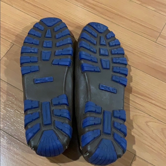 Shoes - Picture 4 of 6